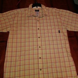 Patagonia Mens Medium Short Sleeve Shirt